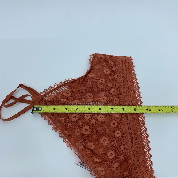 Victoria’s Secret Burnt Orange Flowered Lace Boho Triangle Halter Bralette - Picture 16 of 16